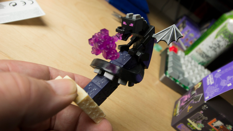 Illustration for article titled Mini Minecraft Building Sets Are Just Darling